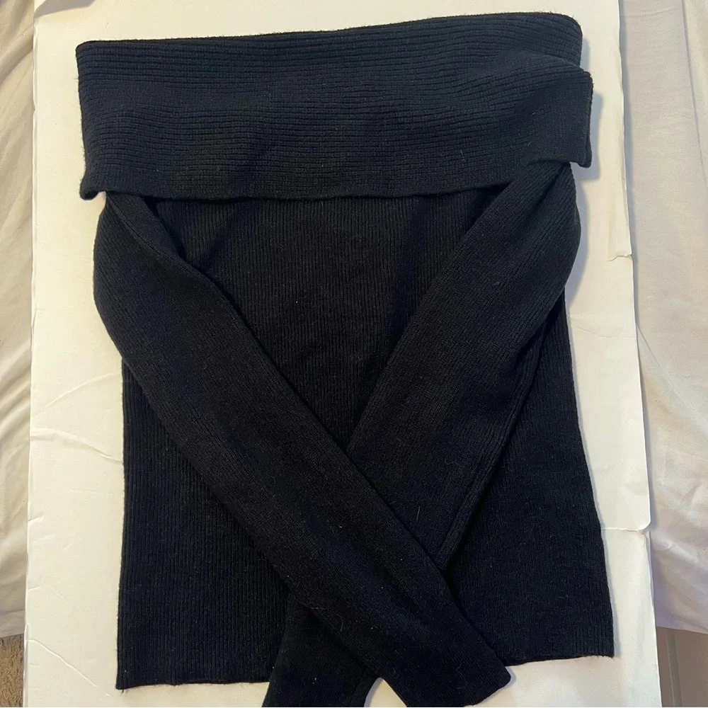 Leith Off The Shoulder Sweater Black - Picture 2 of 7